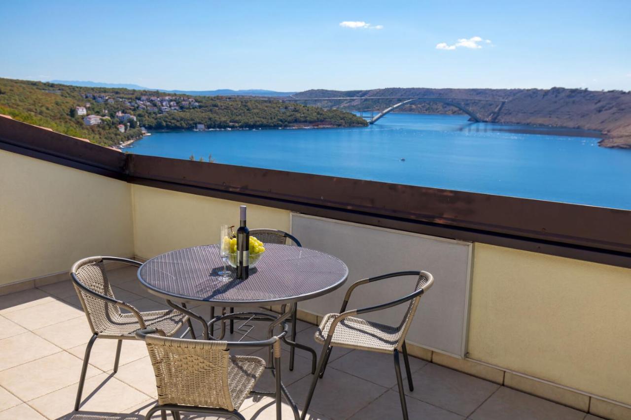 Luxury Villa Ostro With Pool & Krk Bridge View Kraljevica Exterior foto